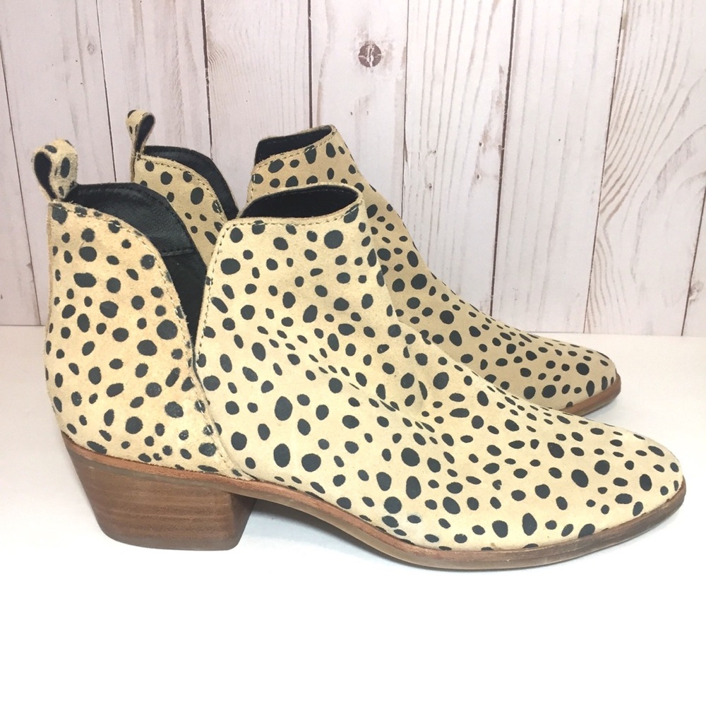 Dolce Vita Kaidie Booties Leopard Print Suede 8.5
